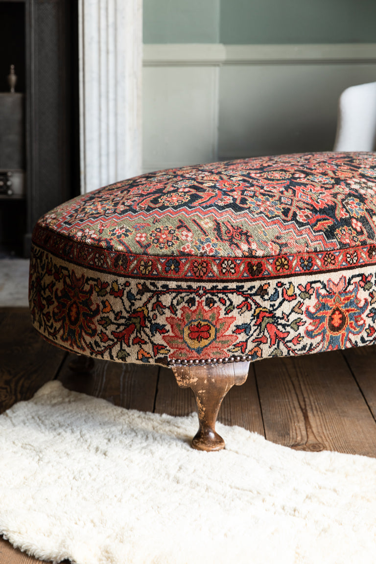 Ludlow Chaise